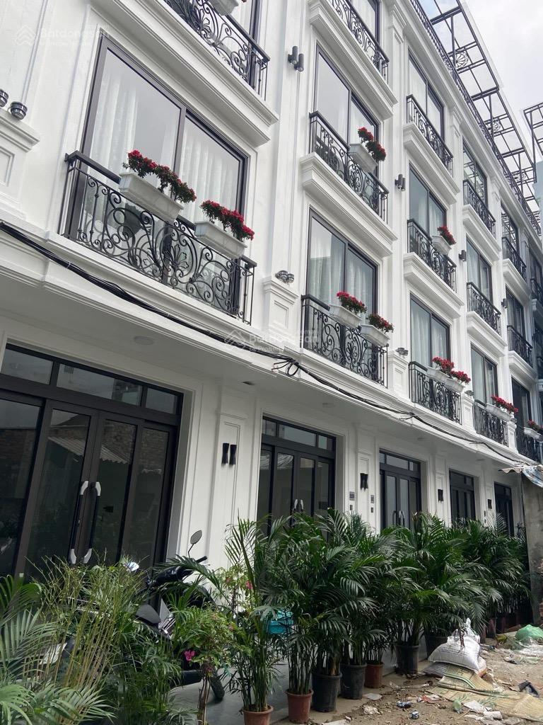 Bán nhà Yên Hòa 36m2, 5 tầng, MT 3.8m, giá 7,6 tỷ, sổ đỏ, ngõ rộng gần phố.