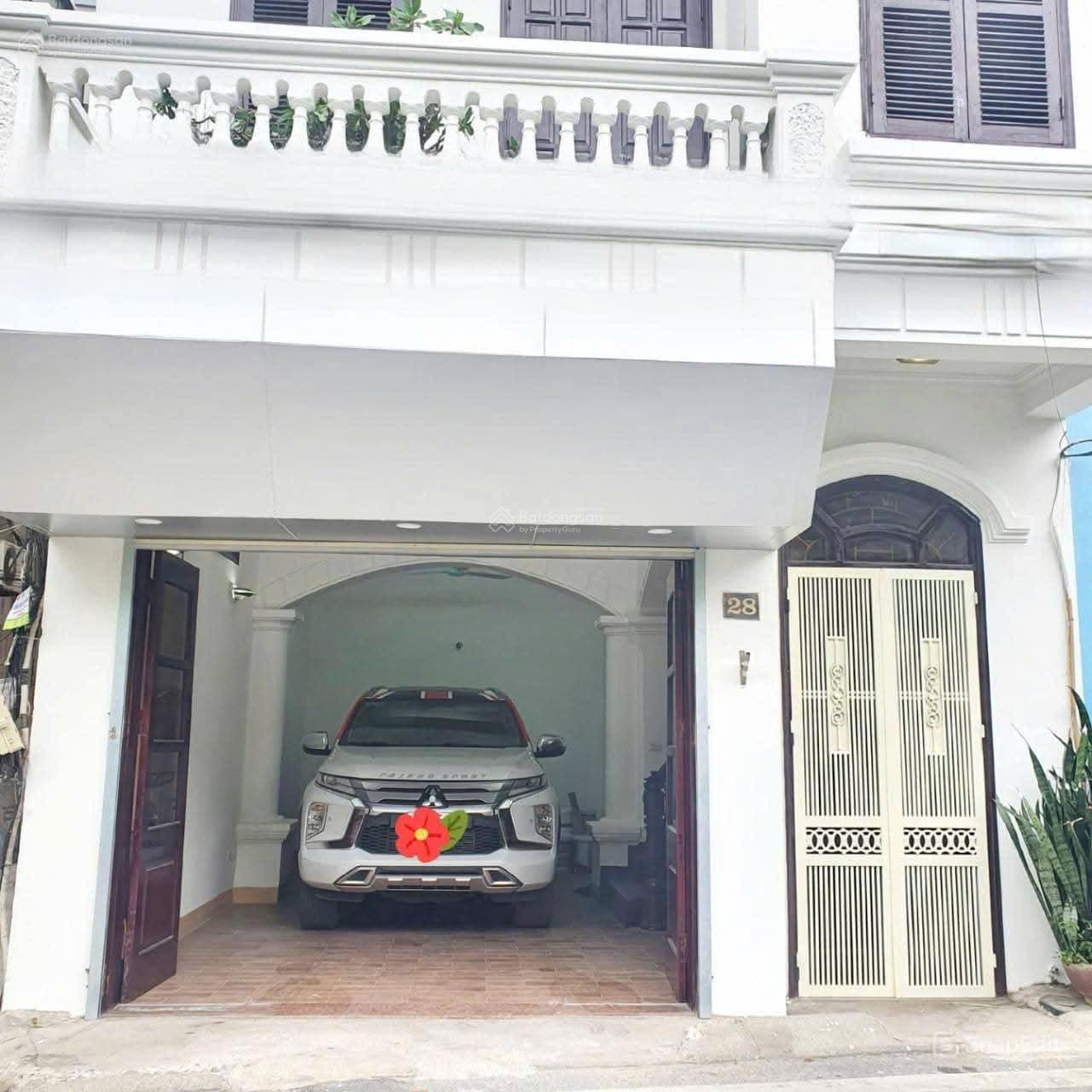 Bán nhà 5 tầng 50m2 , mt 5,6m phố Trần Đại Nghĩa, mặt tiền 5,6m giá 17,5 tỷ