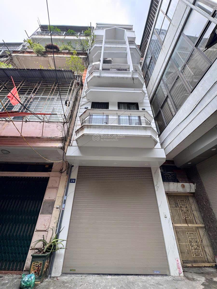 Đỉnh cao tiện nghi: Ô tô vào nhà 5 tầng Hai Bà Trưng Kinh doanh & cho thuê cực chất!