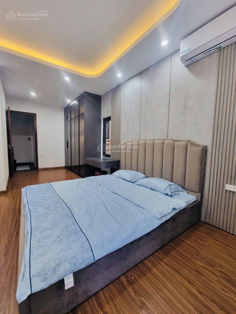 Nhà phân lô Lê Văn Hiến, DT 41 m2, 6T, MT 4,3m, 11P KK, giá chào nhỉnh 9 tỷ, có thương lượng Nhà phân lô Lê Văn Hiến, DT 41 m2, 6T, MT 4,3m, 11P KK, giá chào nhỉnh 9 tỷ, có thương lượng