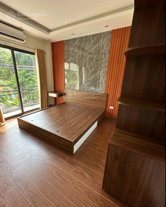 BÁN NHÀ LIÊN MẠC_GẦN HỒ, LÔ GÓC, Ô TÔ ĐỖ CỬA, 34M2X5T, SÁT BÃI Ô TÔ, NHỈNH 5 TỶ