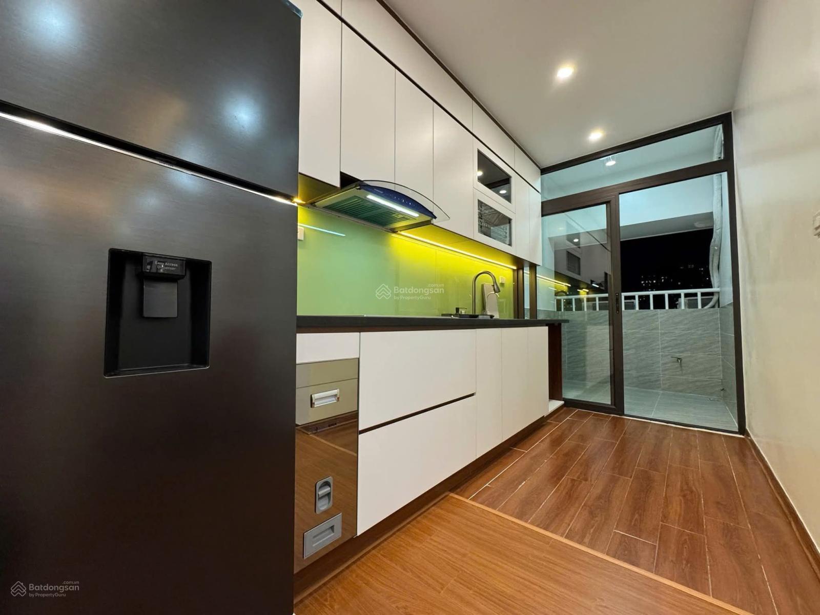 Căn hộ 3PN, 2WC ở Trung Hòa Nhân Chính, 7,x tỷ DT 96m2 Full NT