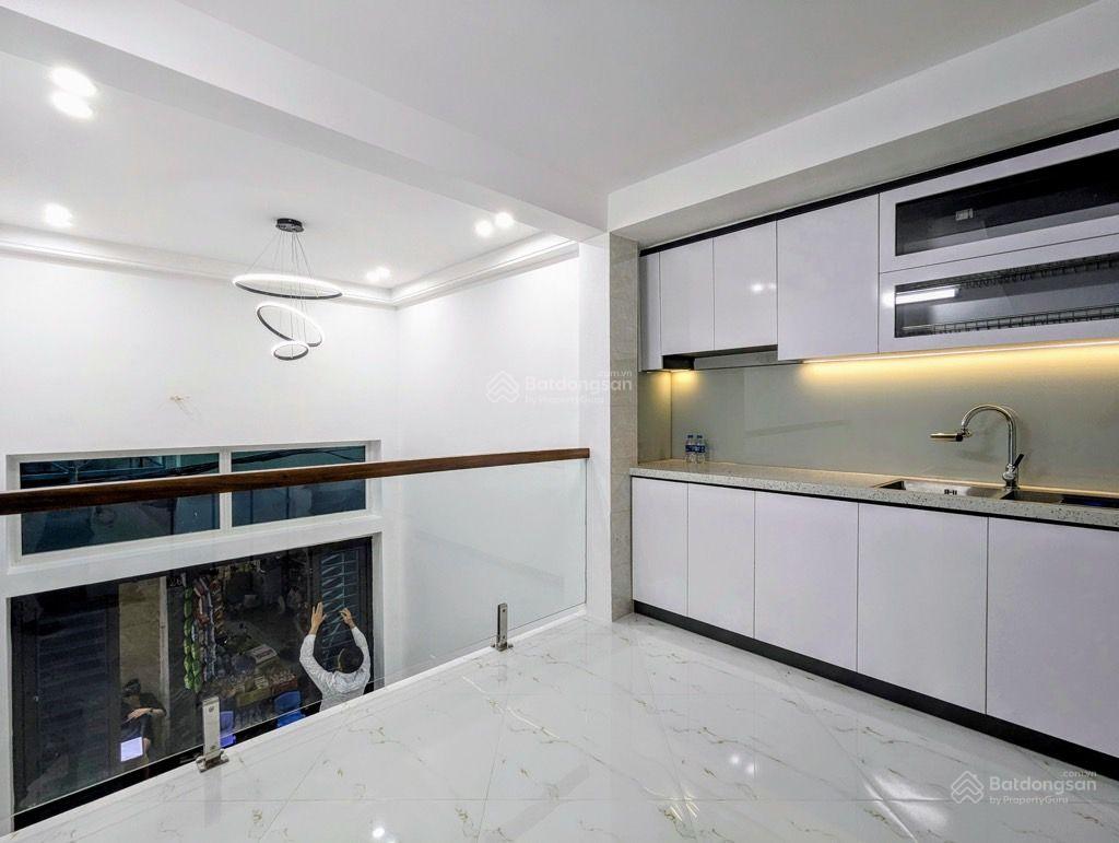 Khương Trung 28m 5 tầng nhỉnh 5 tỷ mặt ngõ kinh doanh