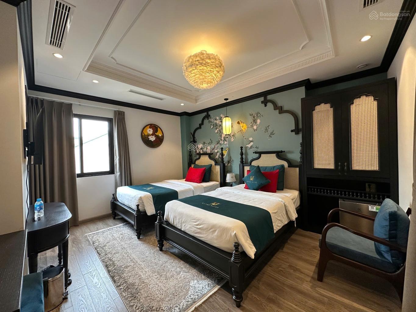 Mặt phố ngoại tệ Hà Trung 110m2 chỉ 87 Tỏi, sổ đỏ vuông đet, kinh doanh tiền.tệ, vàng bạc cực đỉnh,