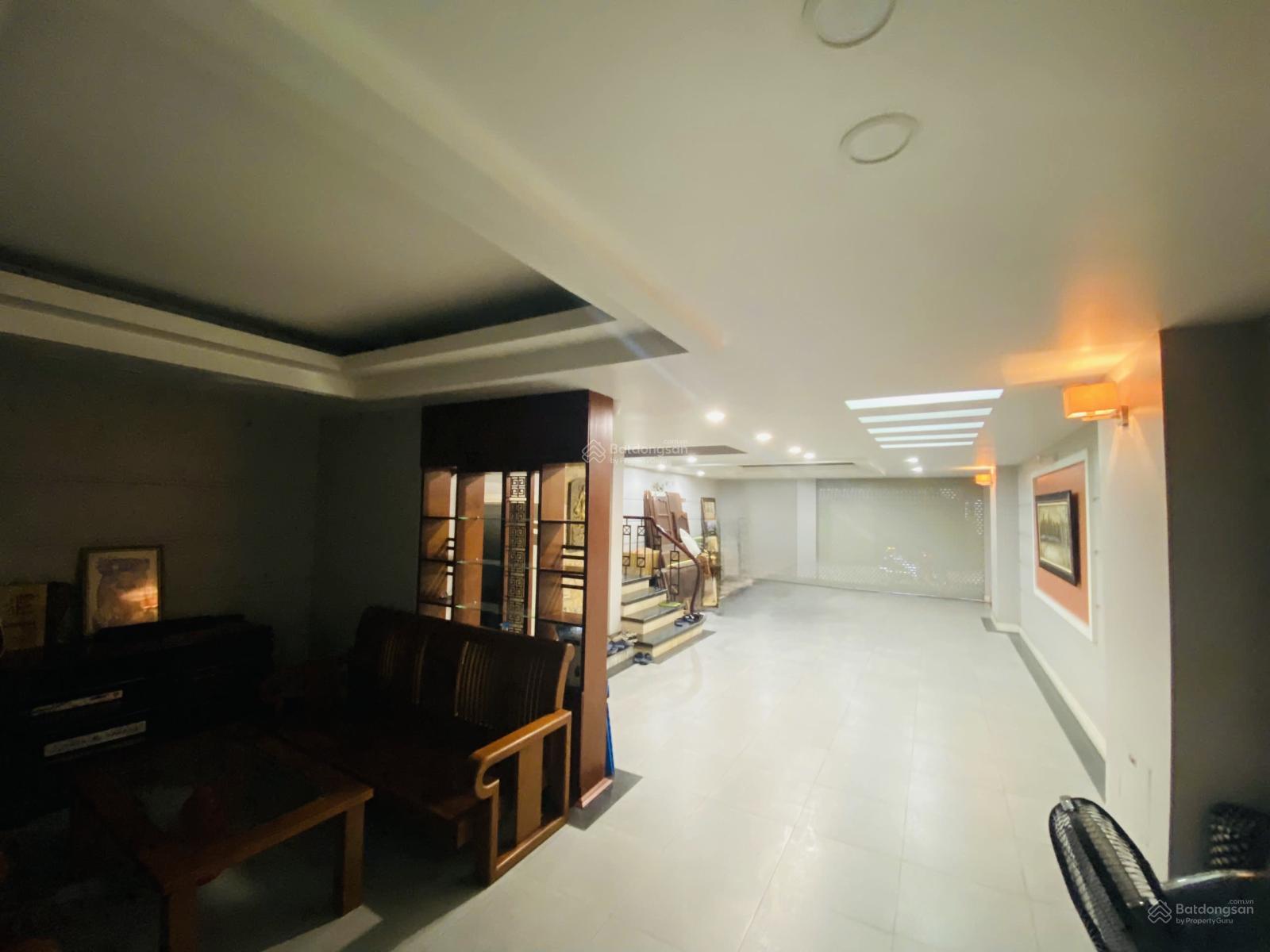 Cho thuê biệt thự Nguyễn Cơ Thạch, 120m, 5 tầng, MT 7m, nhà đẹp, 46Tr