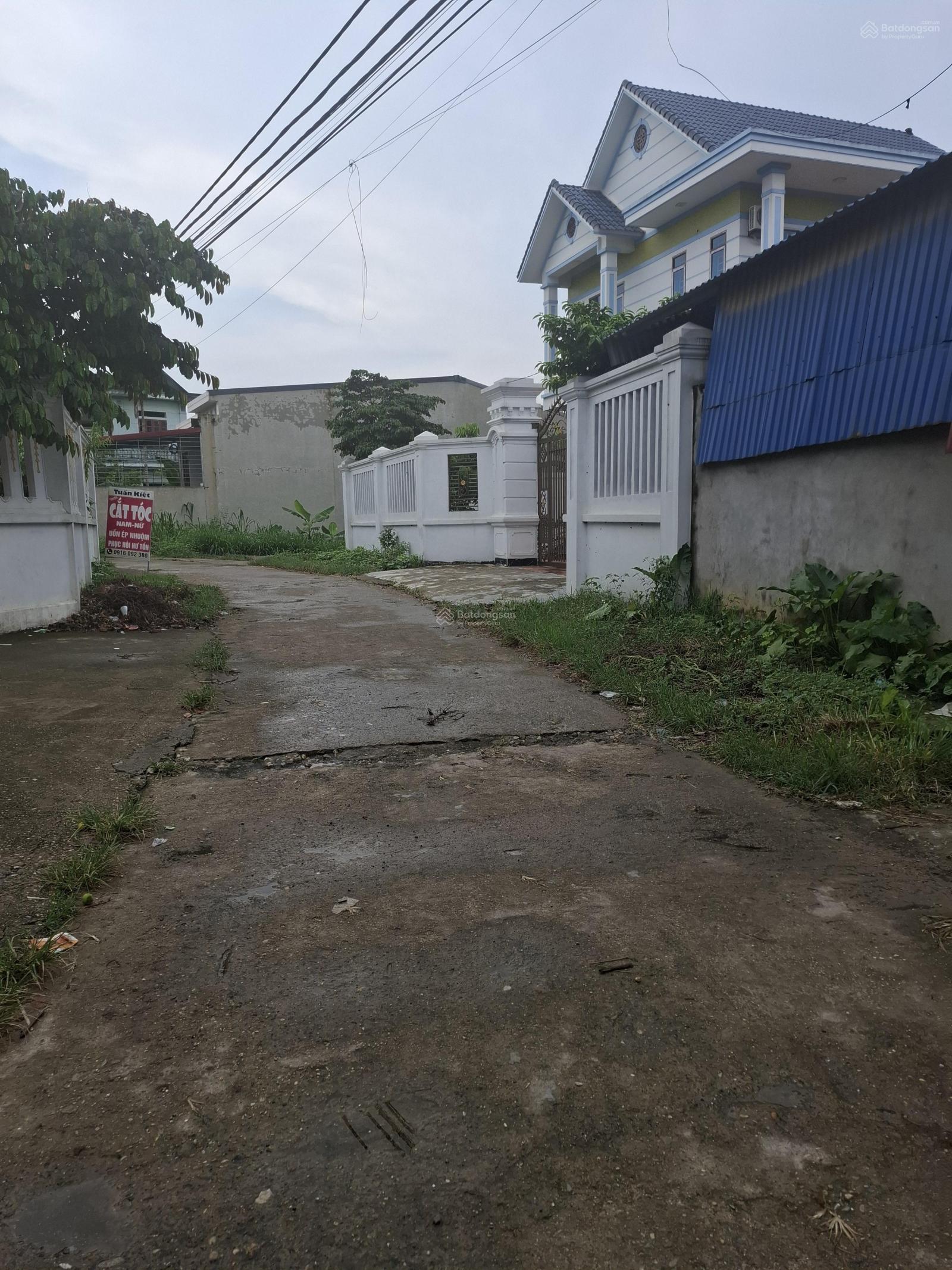 Đất 3 măt tiền 132m3 fun thổ cư đường rộng thông thoáng kinh doanh buôn bán tốt Đất 3 măt tiền 132m3 fun thổ cư đường rộng thông thoáng kinh doanh buôn bán tốt