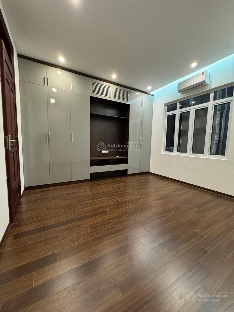 BÁN NHÀ PHÚ DIỄN ,Ô TÔ ĐỖ CỬA, GẦN TRƯỜNG ĐẠI HỌC TÀI NGUYÊN VÀ MÔI TRƯỜNG ,SỔ ĐỎ ĐẸP