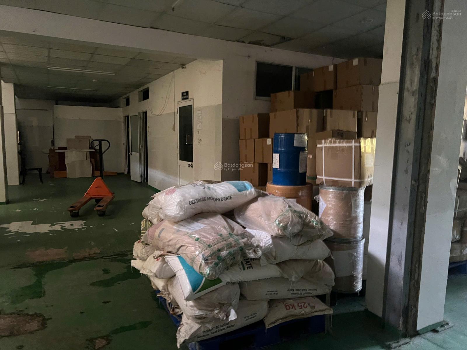 Cho thuê kho, xưởng sản xuất hoạt động được ngay 1200m2 có 2 tầng tại Quốc Lộ 1A, Vĩnh Lương