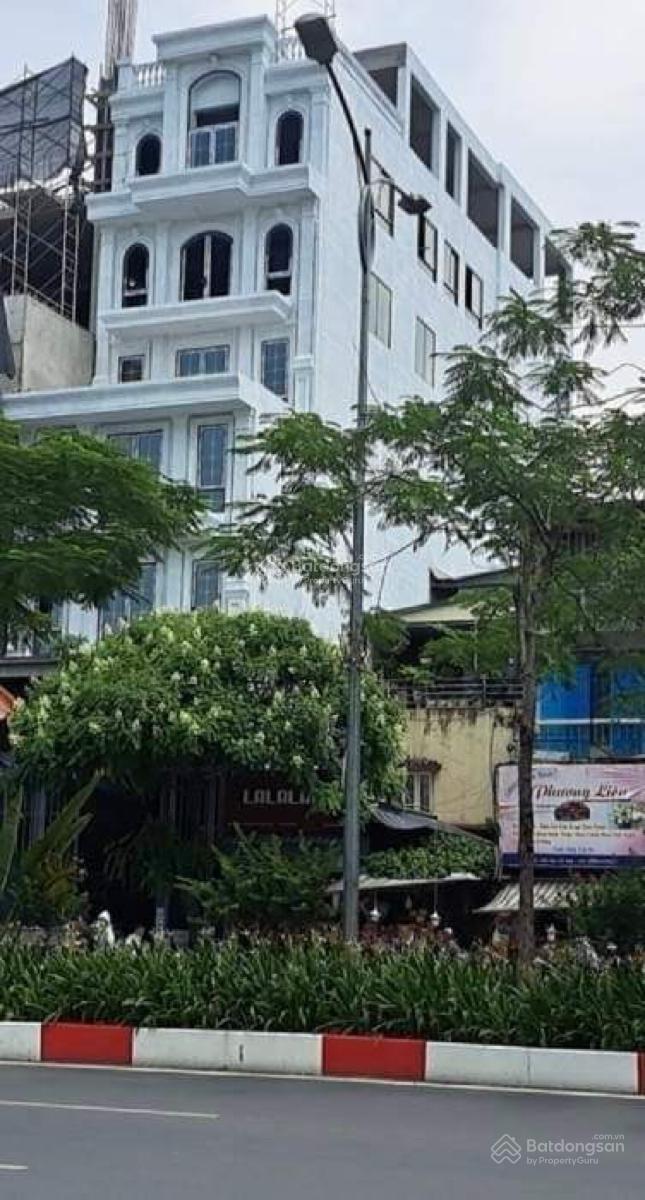 Mặt phố VIP - VIEW CÔNG VIÊN THỐNG NHẤT- Nhà đẹp - Giá mềm 200m x 11 tầng chỉ 146 tỷ.