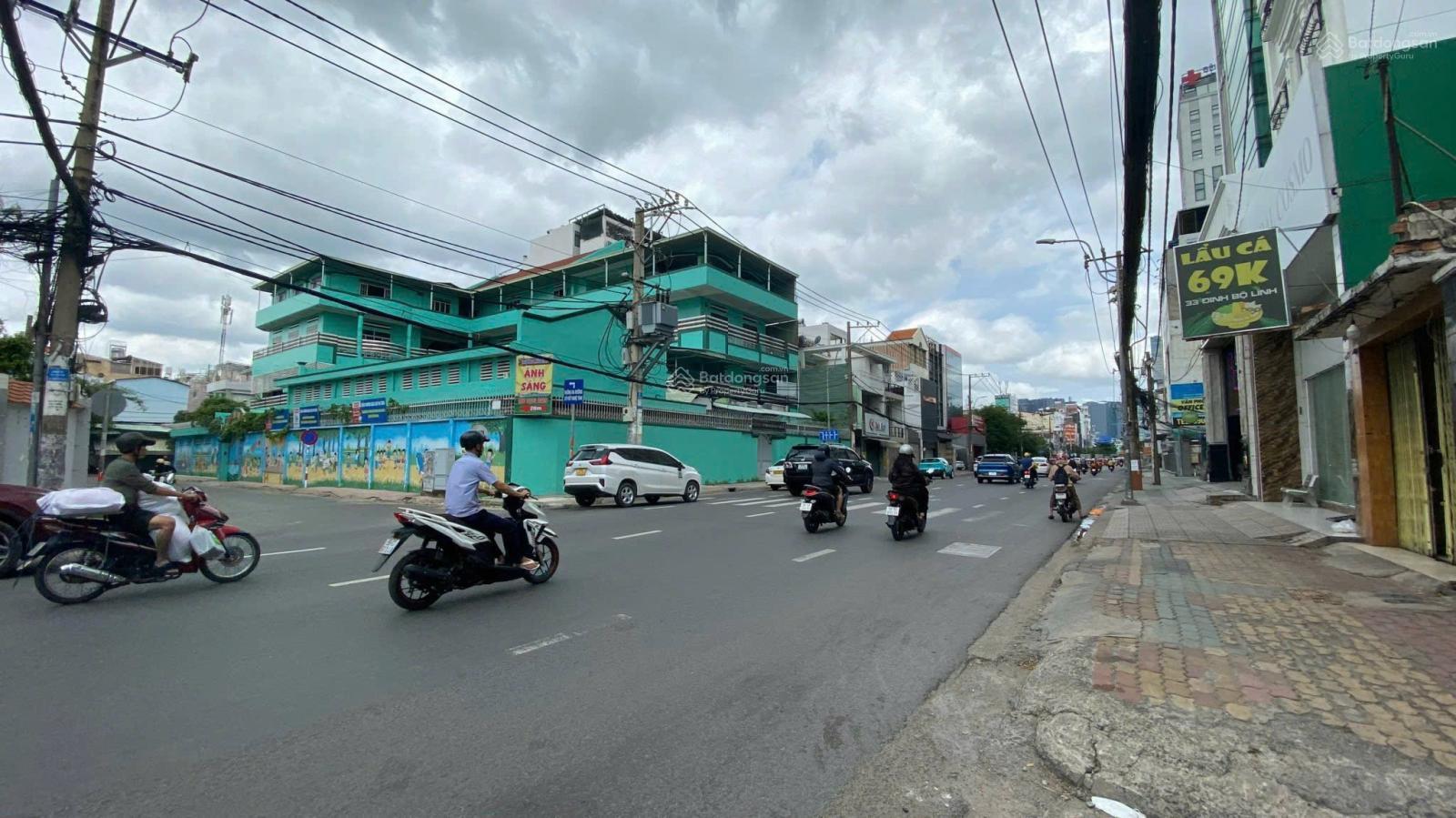 Bán nhà hxh Đinh Bộ Lĩnh P26 BT đoạn gần Bạch Đằng Hàng Xanh 64m2