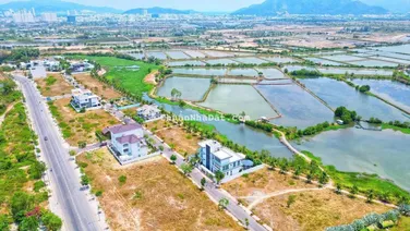 BÁN LÔ ĐẤT BIỆT THỰ DỰ ÁN VEN SÔNG TẮC NHA TRANG HƯỚNG CHÍNH ĐÔNG VIEW SÔNG GIÁ TỐT NHẤT 23,5TR/M2