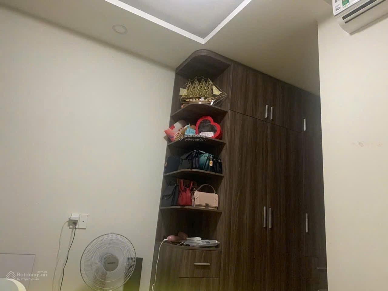 Cho thuê CĂN GÓC- Tầng trung - Citi Soho - Full nội thất cao cấp - dọn vào ở ngay - view siêu đẹp!
