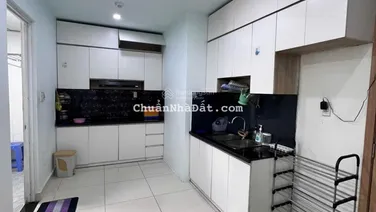 Căn 55m2, mới sơn sửa, ngay mặt tiền Phạm Văn Chiêu!