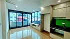 Bán nhà lô góc sát đường Hồ Tùng Mậu 7 tầng thang máy giá chỉ còn 9,95 tỷ.