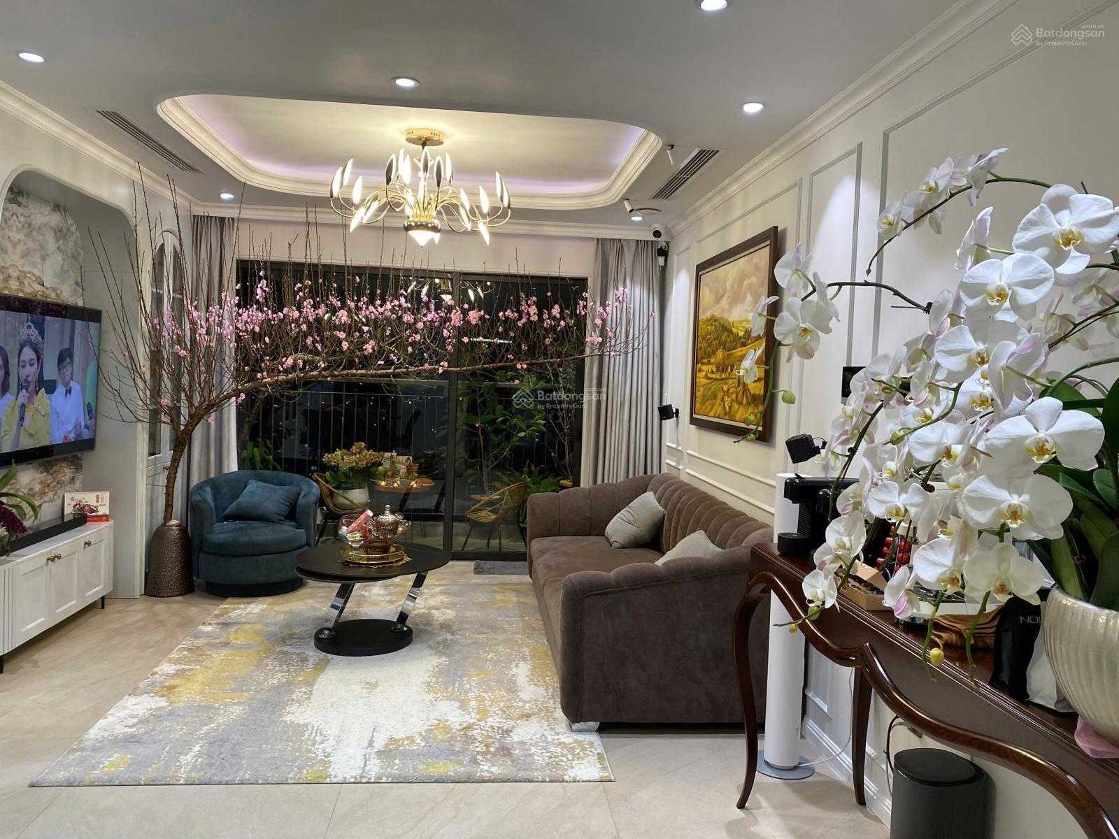 Bán gấp chung cư GreenPark Việt Hưng 3pn 2wc tầng cao thoáng mát full nội thất đẹp
