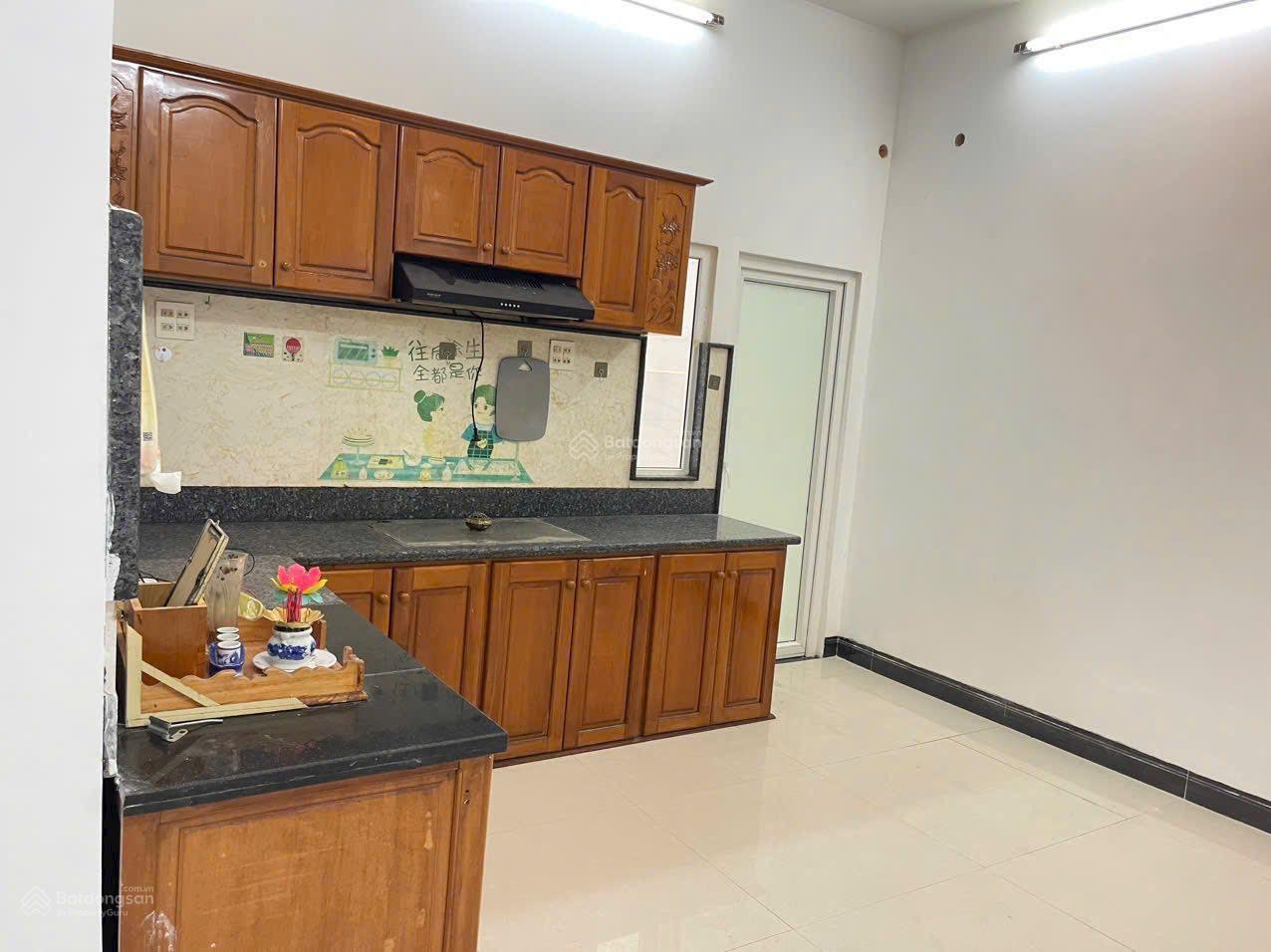 Bán nhà mặt phố Võ Văn Tần, 7,2 tỷ, 200m2, 4PN, 4WC, mặt tiền 10m tại Phan Thiết, Bình Thuận