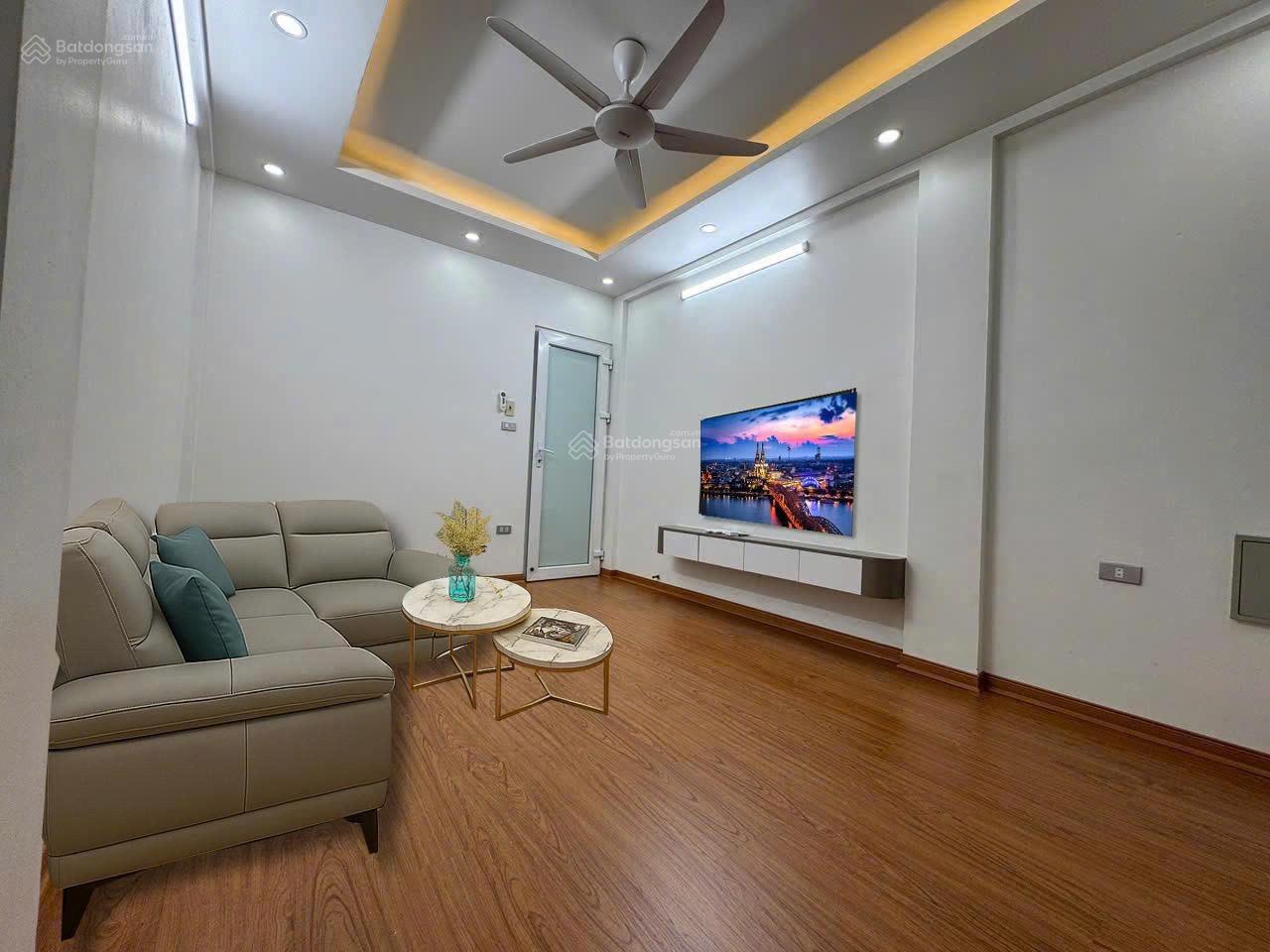 PHÂN LÔ Ô TÔ TRÁNH -- THÔNG SANG DV MỖ LAO -- CHÂN CHUNG CƯ KEPLER -- 5 TẦNG 6 NGỦ DÂN XÂY 8.99 TỶ