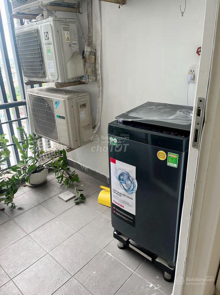 Chính chủ gửi bán căn hộ CC hàng hiếm 107 Trương Định, DT: 82m2, 2 phòng ngủ, giá: 6,2 tỷ, sổ hồng