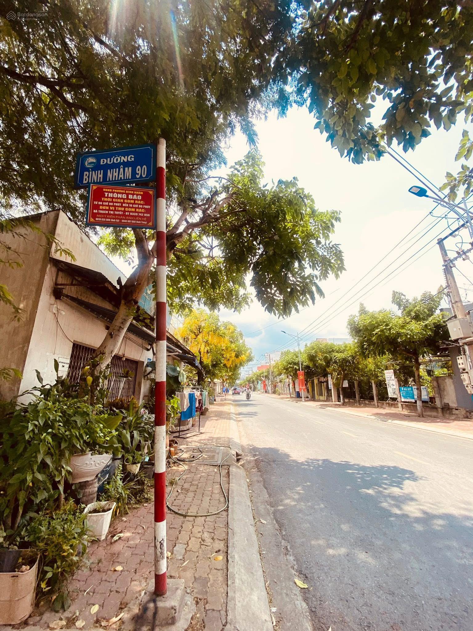Bán GẤP lô đất 2 mặt tiền 93m2 giáp Lái Thiêu,giá chỉ 2,6 tỷ.