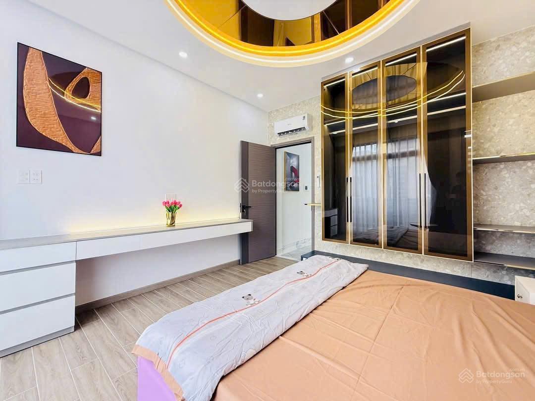Kẹt vốn làm ăn cần ra nhanh căn nhà MTĐ Điện Biên Phủ, P25, BT giá 3.15TỶ, sẵn HĐ thuê 20tr/tháng
