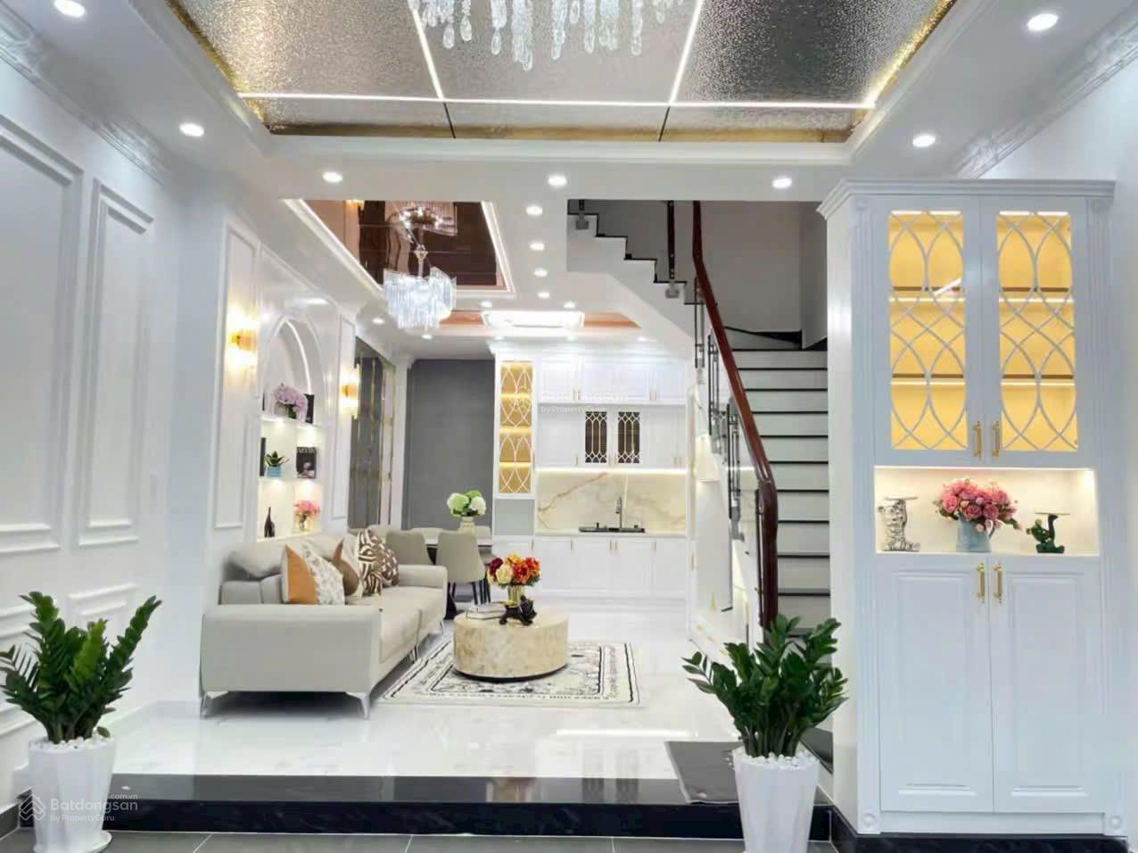 Bán căn nhà đường Đinh Tiên Hoàng/Q1 . DT 63,5m2( 4,5m x 14m) Giá 5.290 tỷ gần đài truyền Hình