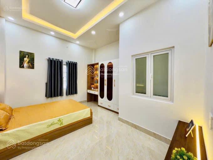Không có căn thứ 2! Chính chủ cần bán gấp nhà Phan Huy Ích,p12, Gò Vấp giá 3.35TỶ, kế Emart 2, SHR