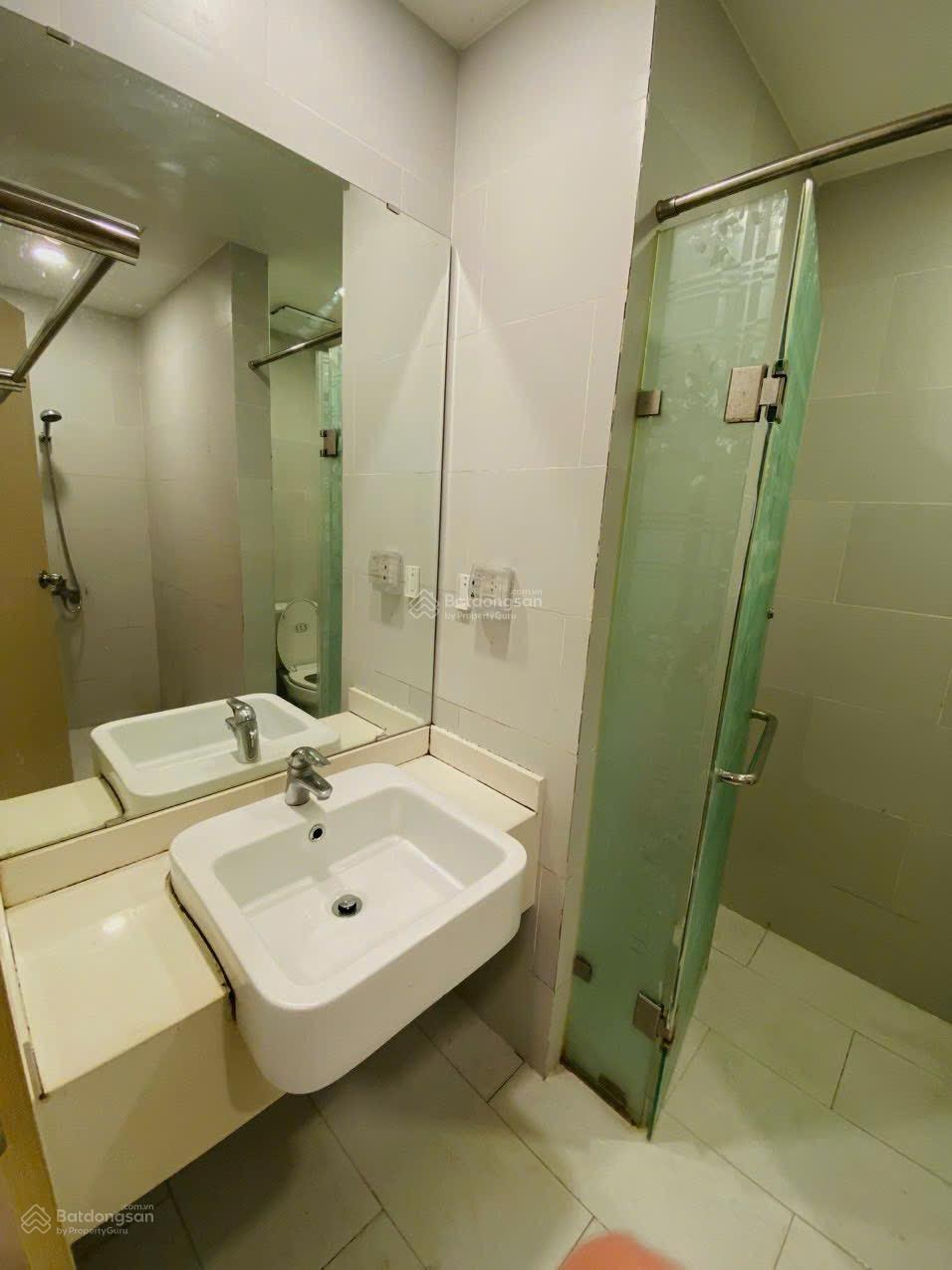 Cần bán căn 90m westbay hướng Đông Bắc view hồ, sân golf giá 4.9 tỷ bao phí