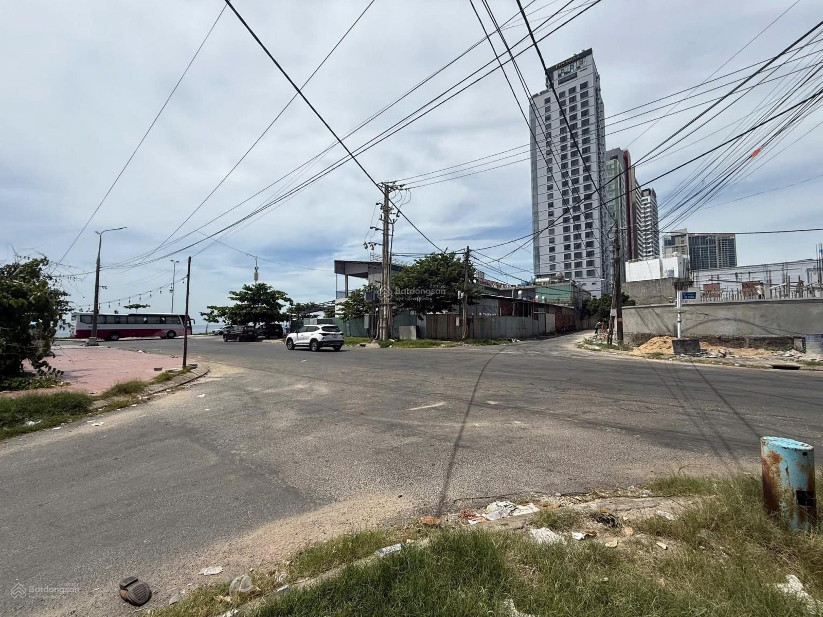 Bán Đất tại Hồ Thấu, 25 tỷ, 136m2, view đẹp sinh lời cao. Ngang 18m. 2 mặt tiền