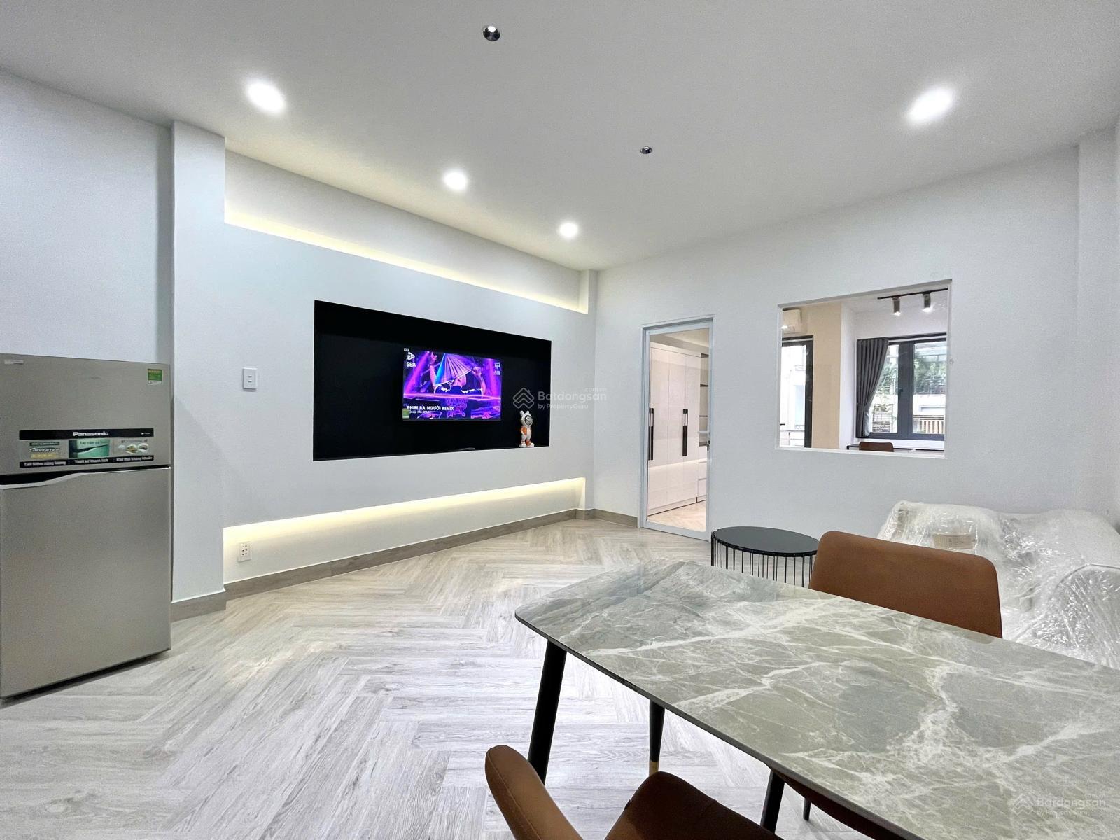 Cho thuê CC/CH 1 phòng ngủ 50m2 nội thất cao cấp nằm ngay trung tâm Phú Nhuận (Cầu Kiệu) Cho thuê CC/CH 1 phòng ngủ 50m2 nội thất cao cấp nằm ngay trung tâm Phú Nhuận (Cầu Kiệu)