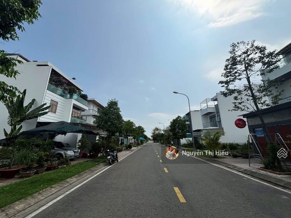 Bà chị muốn ra nhanh lô đất thổ cư 700tr/100m2, Đ. Đinh Tiên Hoàng , Phường 8, Vĩnh Long, SHR