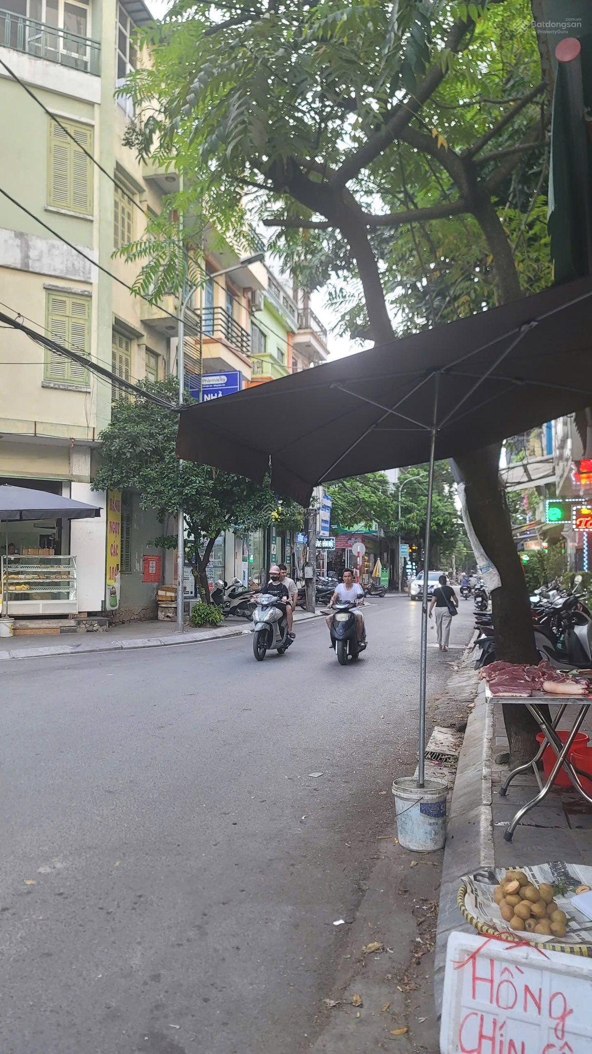 BÁN ĐẤT SIÊU ĐẸP PHỐ XUÂN LA, 80M2, MT 4.5M, Ô TÔ VÀO NHÀ, GẦN PHỐ, GIÁ ĐẦU TƯ CHỈ 280 TRIỆU/M2