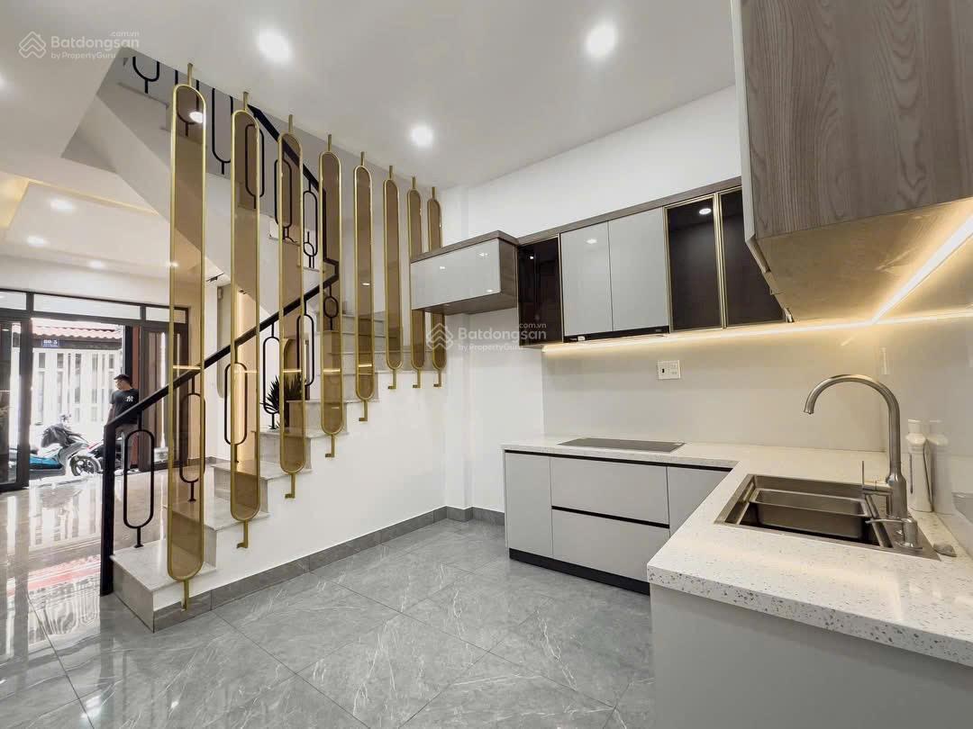 Bán Nhà gần trường ĐH Công nghiệp,Đường Nguyễn Thái Sơn , P1/ Gò Vấp . 69m2(4m x 17m) Giá 2.590 tỷ