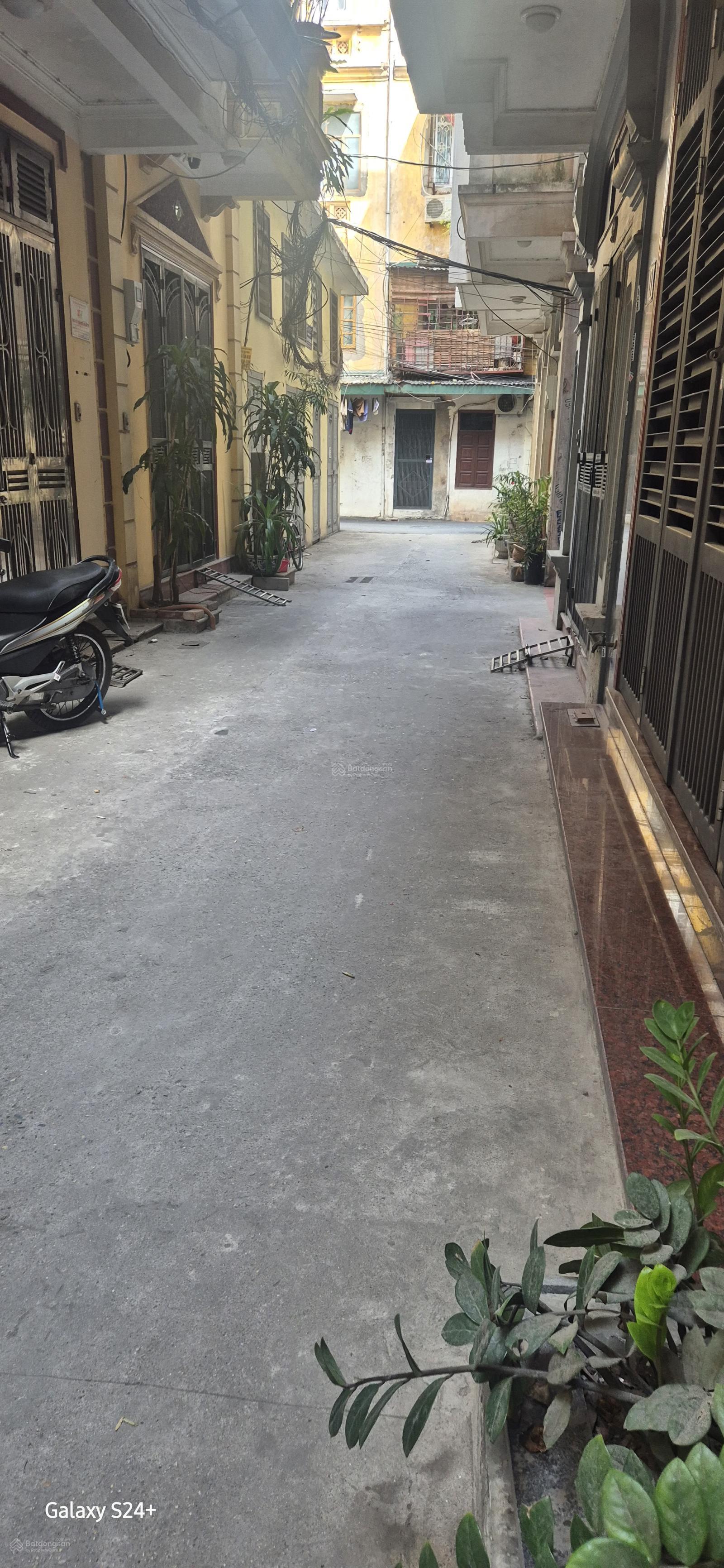 Bán 62 m2 đất phú mỹ . Gần lê đức thọ . Mt. 5,2 m . Ngõ 3 m . Vị trí xây căn hộ cho thuê đỉnh sdcc Bán 62 m2 đất phú mỹ . Gần lê đức thọ . Mt. 5,2 m . Ngõ 3 m . Vị trí xây căn hộ cho thuê đỉnh sdcc