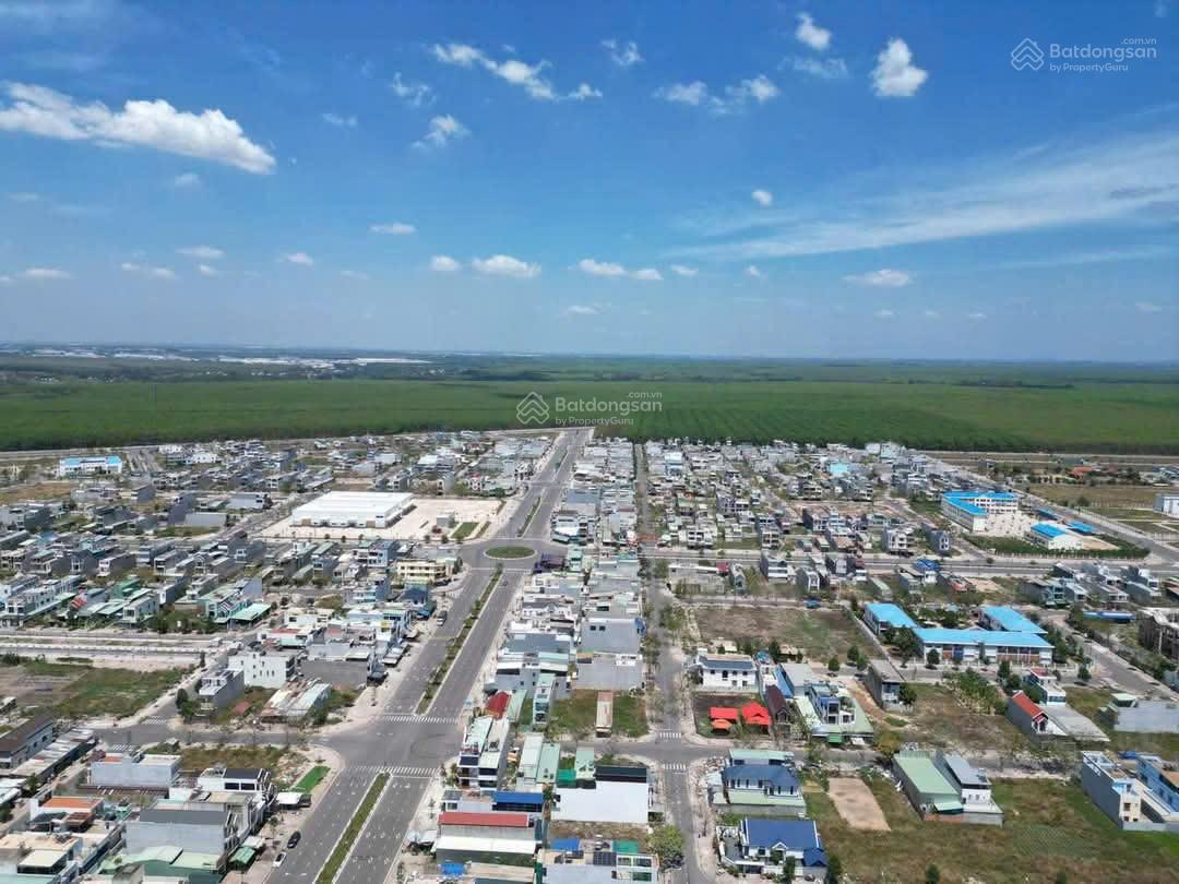 Bán lô đất có quá nhiều sự bỏ lỡ! TDC Lộc An-Bình Sơn. 125m2 ngay trục chính 48m, giá sinh viên 4tỷ