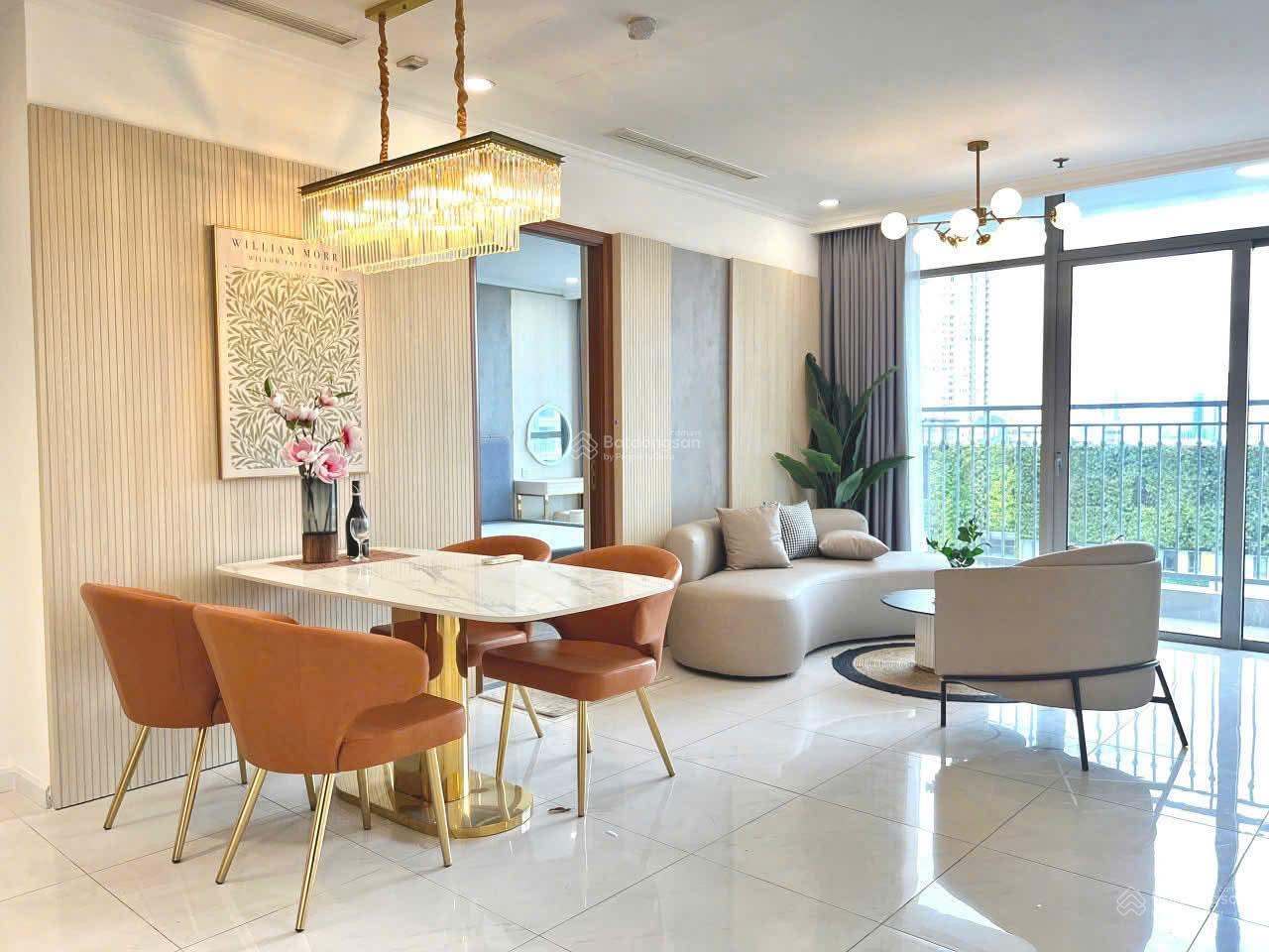 Cho thuê căn hộ 2PN, 90m2 giá siêu hời tại Vinhomes Central Park, Bình Thạnh