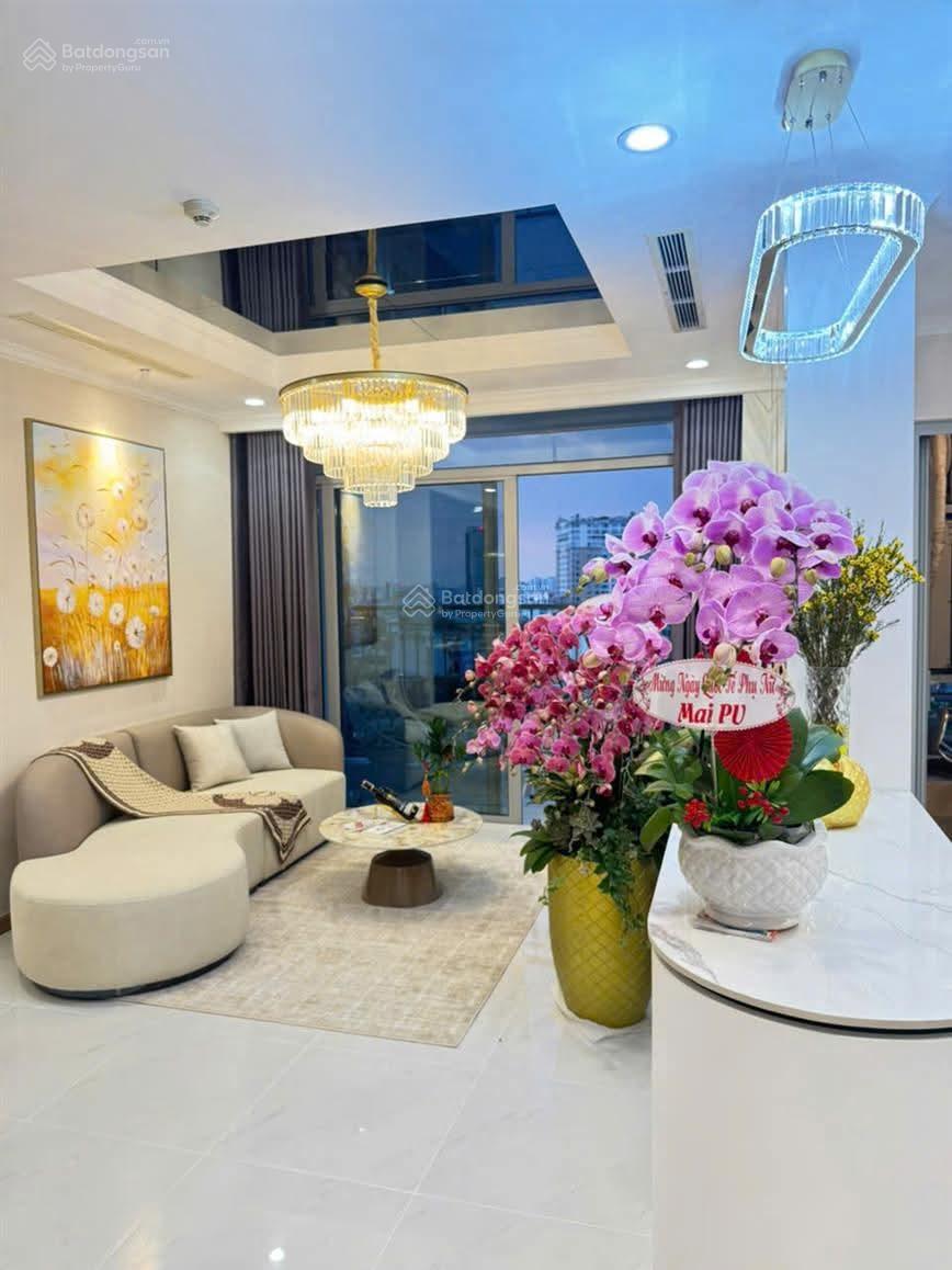 Cho thuê căn hộ 2PN, 90m2 giá siêu hời tại Vinhomes Central Park, Bình Thạnh