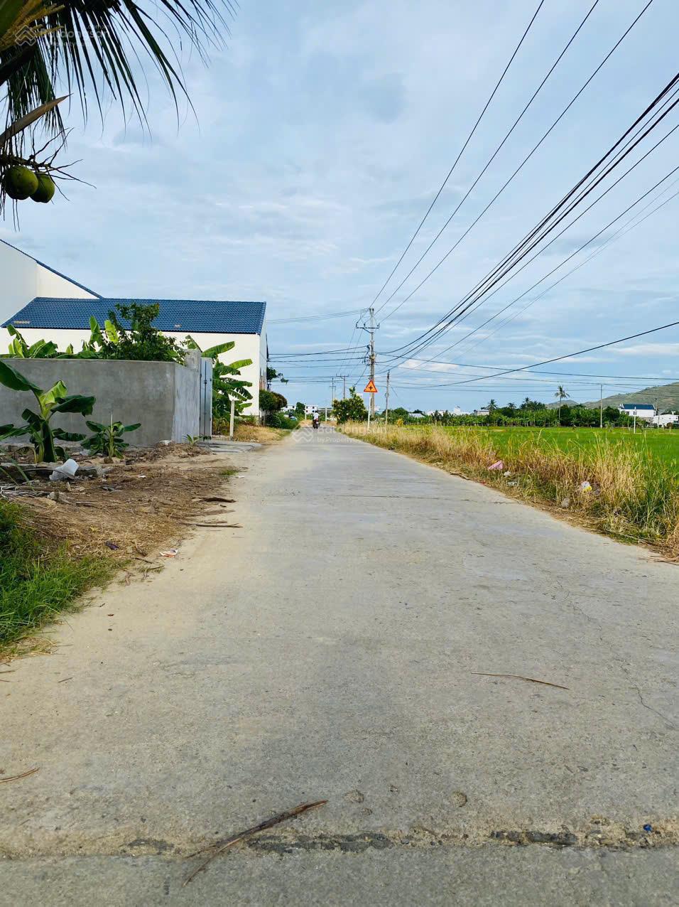 Bán 2 lô đất dân liền kề hẻm oto đường Thông tin xã diên khánh (Diên An)