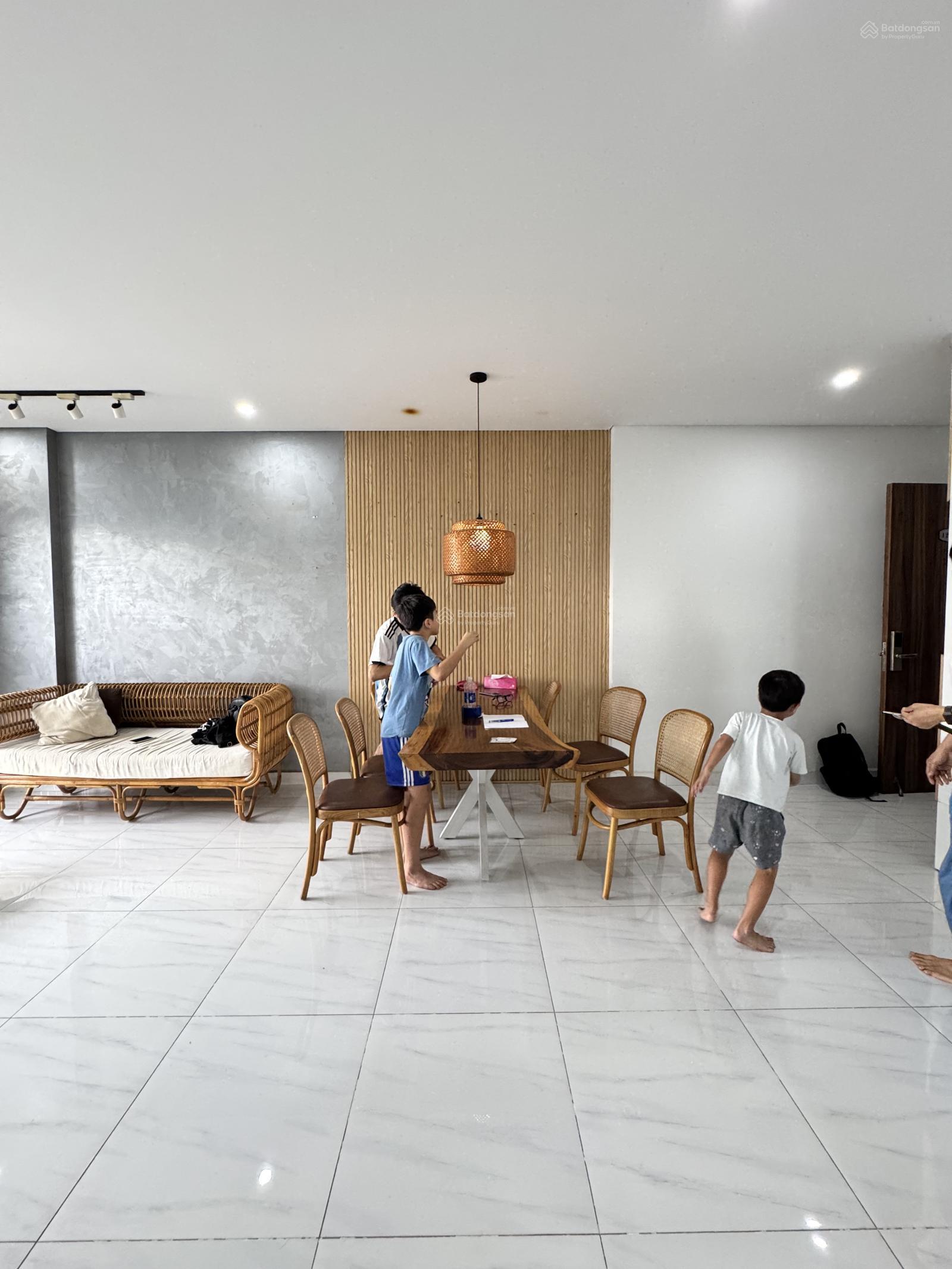 Cho thuê 2PN đầy đủ nội thất tại chung cư D - Vela Quận 7, chỉ 11 triệu/tháng Cho thuê 2PN đầy đủ nội thất tại chung cư D - Vela Quận 7, chỉ 11 triệu/tháng