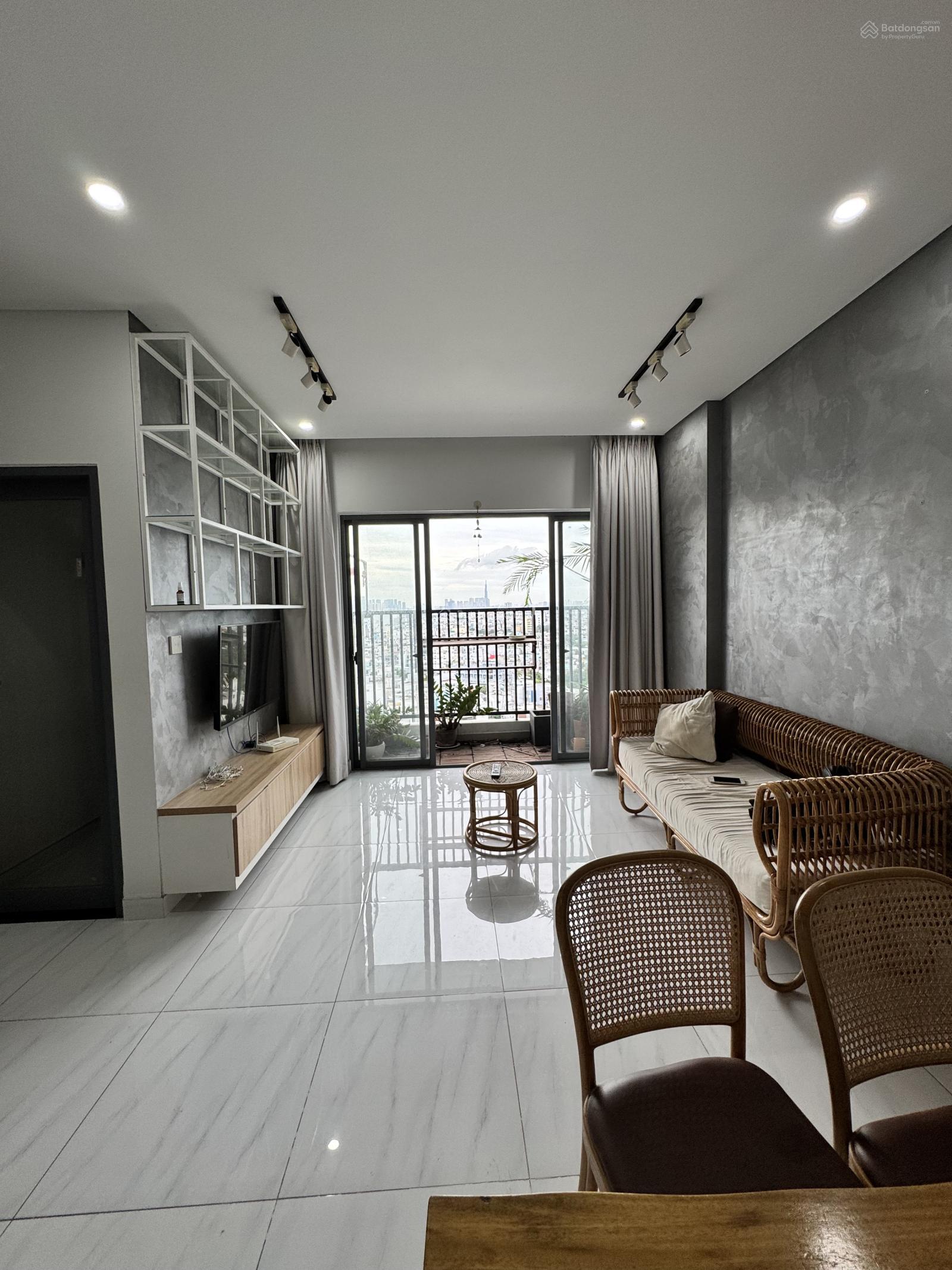 Cho thuê 2PN đầy đủ nội thất tại chung cư D - Vela Quận 7, chỉ 11 triệu/tháng