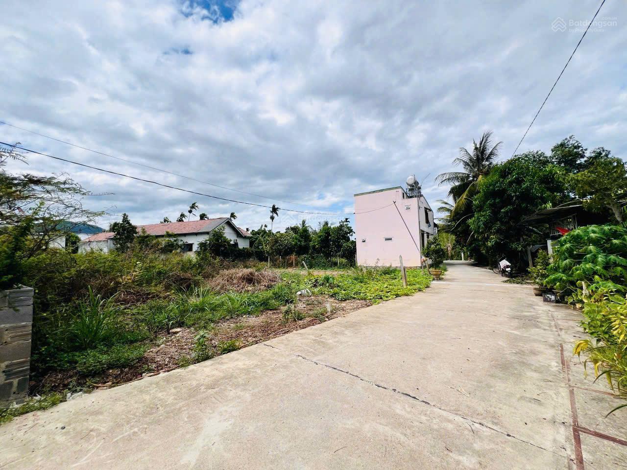 Đất ngay chợ Vĩnh Trung 23/10, Phường Tây Nha Trang giá đầu tư