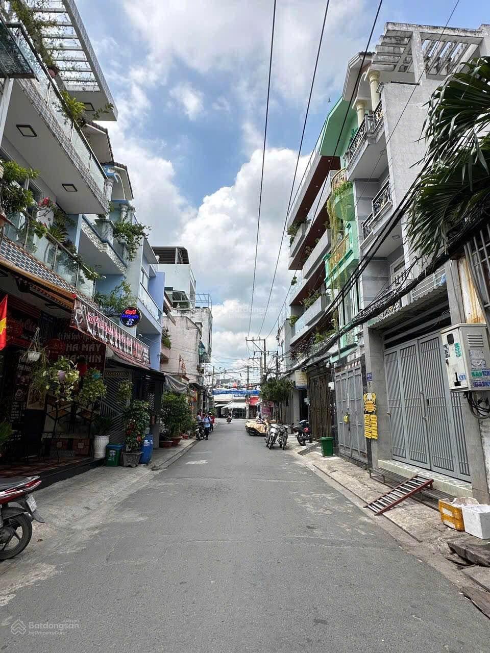 BÁN ĐẤT LONG HẬU  GẦN UBND XÃ, SỔ HỒNG RIÊNG  GIÁ RẺ NHẤT KHU VỰC CHỈ 680 TRIỆU/ 120m2