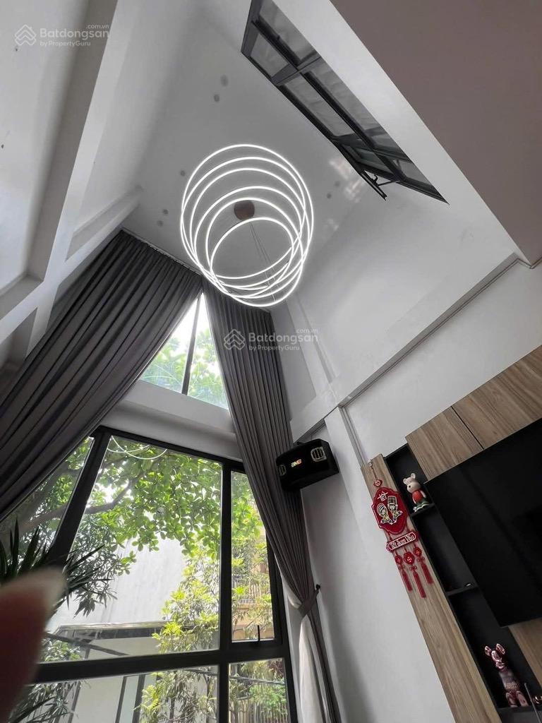 Bán nhà Mặt Phố Đền Lừ, Diện tích 50m, 7T thang máy, 2 ô tô tải tránh, vị trí siêu đẹp, KD sầm uất