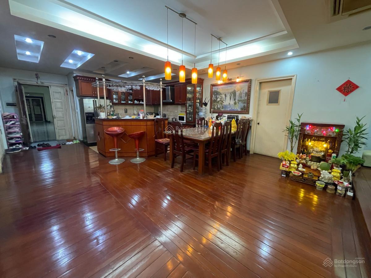 Chung cư mặt phố Láng Hạ - 200m2 - 4 ngủ - view triệu đô Chung cư mặt phố Láng Hạ - 200m2 - 4 ngủ - view triệu đô