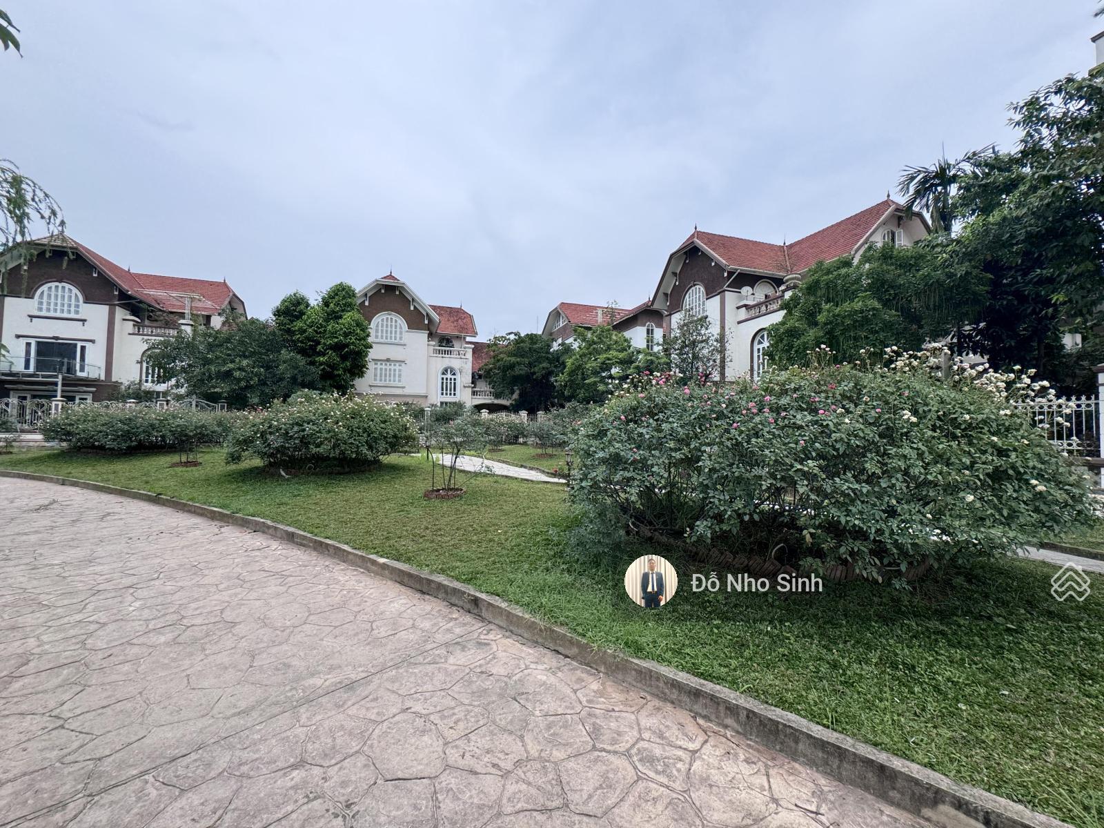 Cực Hiếm Căn Bán Biệt Thự Thiên Đường Bảo Sơn - Wieu Hồ - Diện Tích 240m - 4 Tầng - Giá 36 Tỷ TL