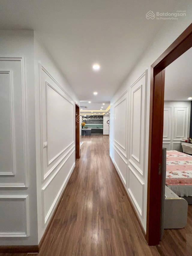 Cho thuê nguyên toà Apartment cạnh Hàng Bông 800m2, view đẹp hàng hiếm, lõi phố cổ