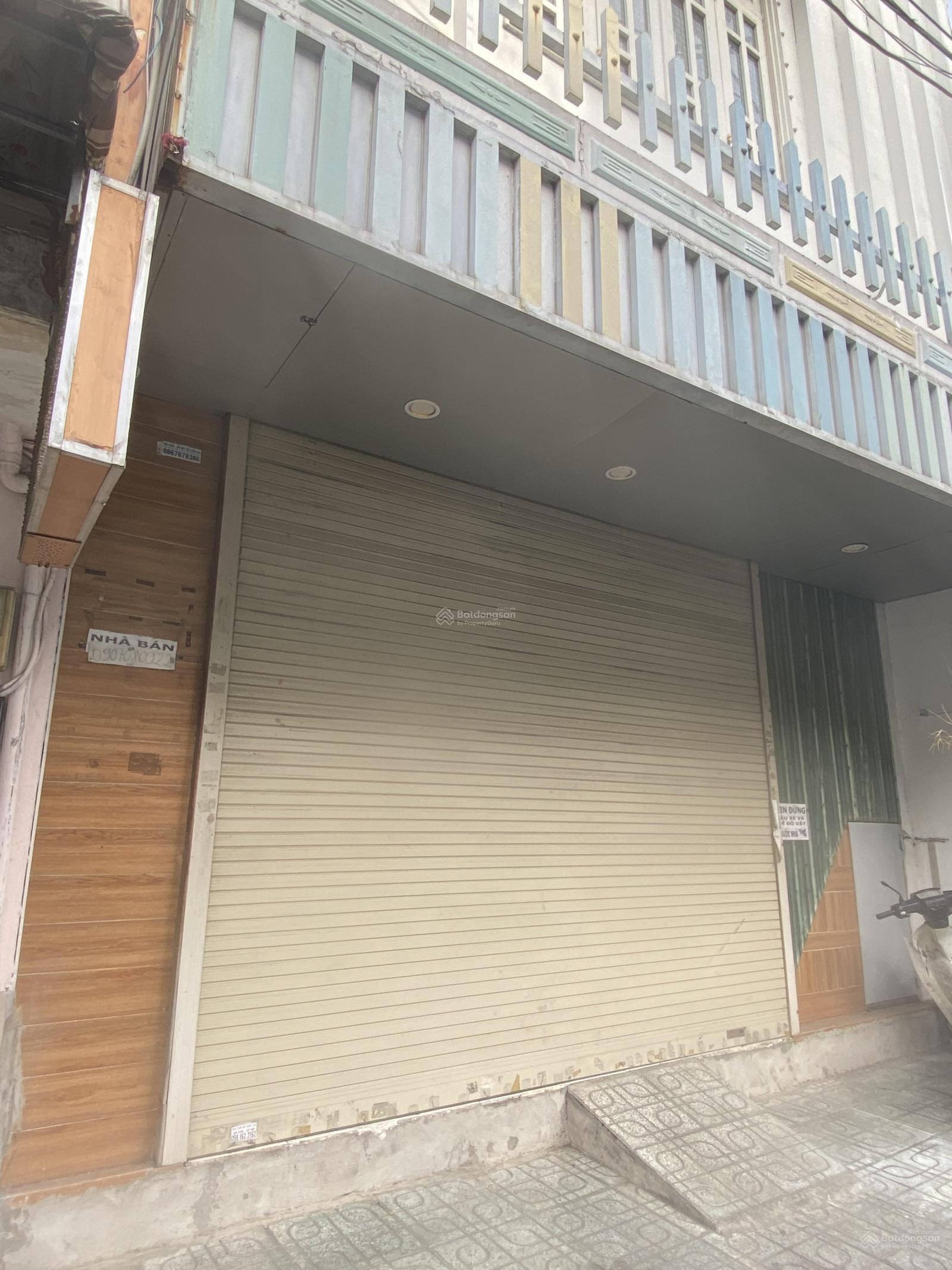 Kẹt Bank, bán dãy trọ 2 lầu đường 8m thông Dương Quảng Hàm P5, DT 8x20m, 20ph, ĐCT 64tr/, 20.5 tỷTL