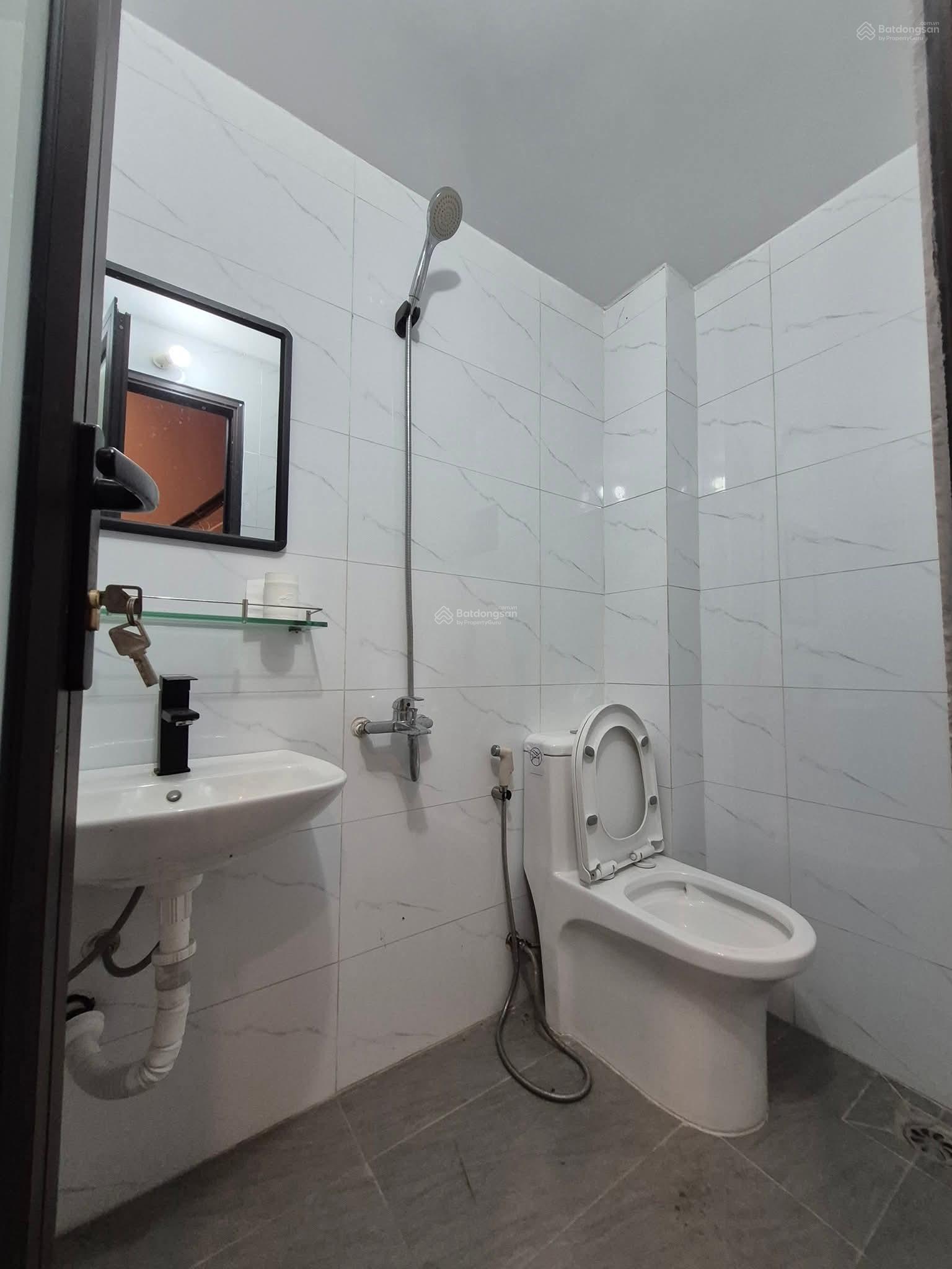 Bán nhà phố Cầu Đơ 4, 3 ngủ đủ công năng 4,35 tỷ ctl