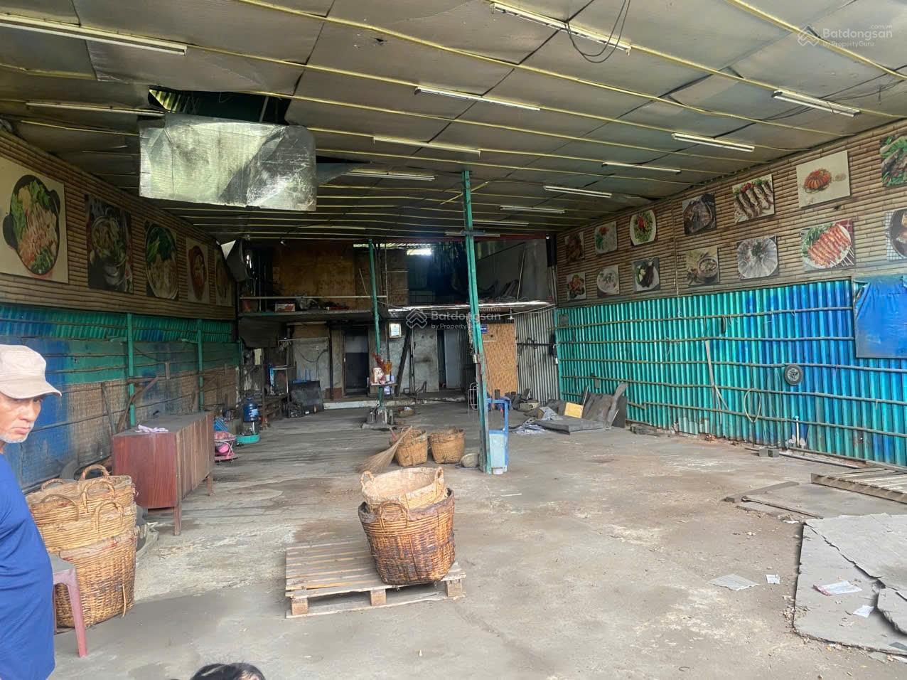 Cho thuê kho, nhà xưởng, đất tại 301/4 Quốc lộ 1A, 25 triệu, 200m2, đẹp, nhiều tiện ích chỉ với