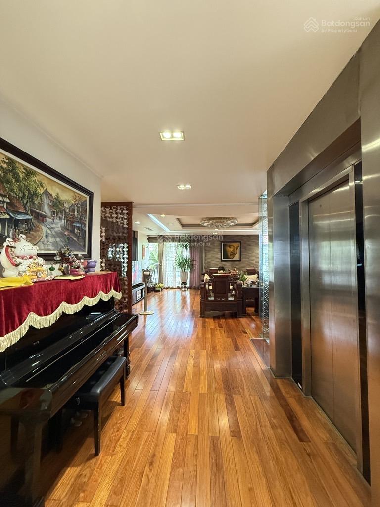 Cực kỳ hiếm - biệt thự Láng Hạ - Ba Đình - DT 160m2. 6T. MT 8,5m. Xây cực chất - ô tô ngủ trong nhà