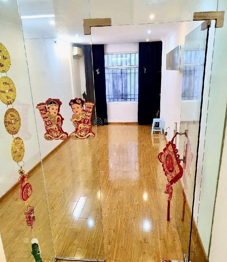 Siêu phẩm - phân lô quân đội - ô tô đỗ cửa - dòng tiền 25 tr/thg - ngõ đẹp gần phố - Lý Nam Đế